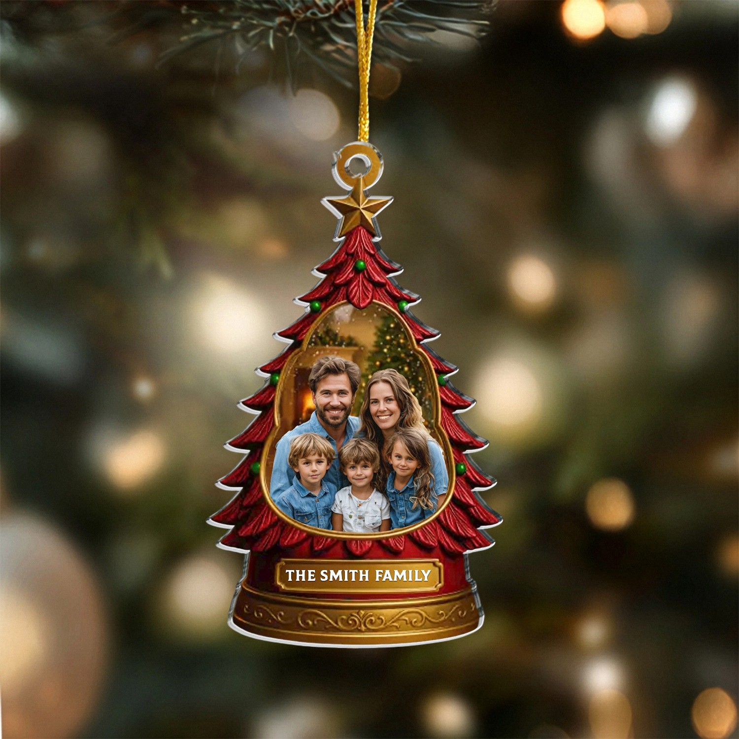 Personalized Family Photo Christmas Ornament with Custom Name, Red Christmas Tree Keepsake, Acrylic Holiday Frame, Annual Christmas Gift for Family & Grandparents