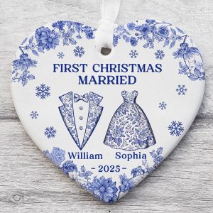 Personalized First Christmas Married Ornament with Names Year Custom Heart Keepsake Blue Floral Chinoiserie Ceramic Style Wedding Anniversary Gift for Newlyweds Couples 2025