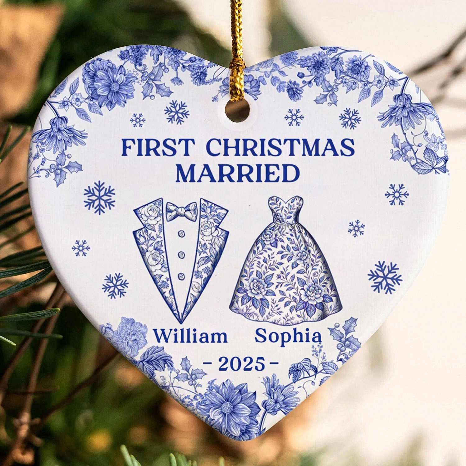 Personalized First Christmas Married Ornament with Names Year Custom Heart Keepsake Blue Floral Chinoiserie Ceramic Style Wedding Anniversary Gift for Newlyweds Couples 2025