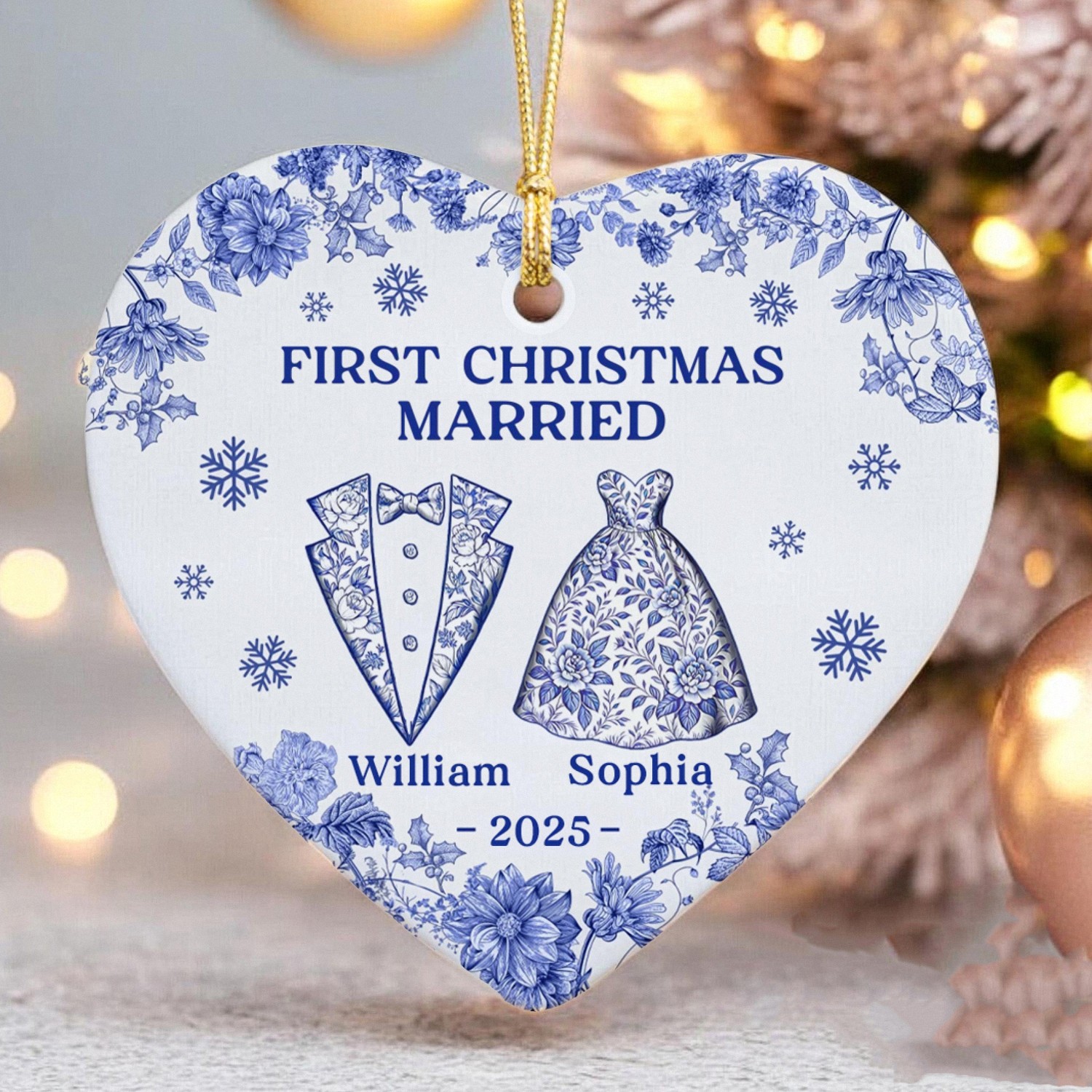 Personalized First Christmas Married Ornament with Names Year Custom Heart Keepsake Blue Floral Chinoiserie Ceramic Style Wedding Anniversary Gift for Newlyweds Couples 2025