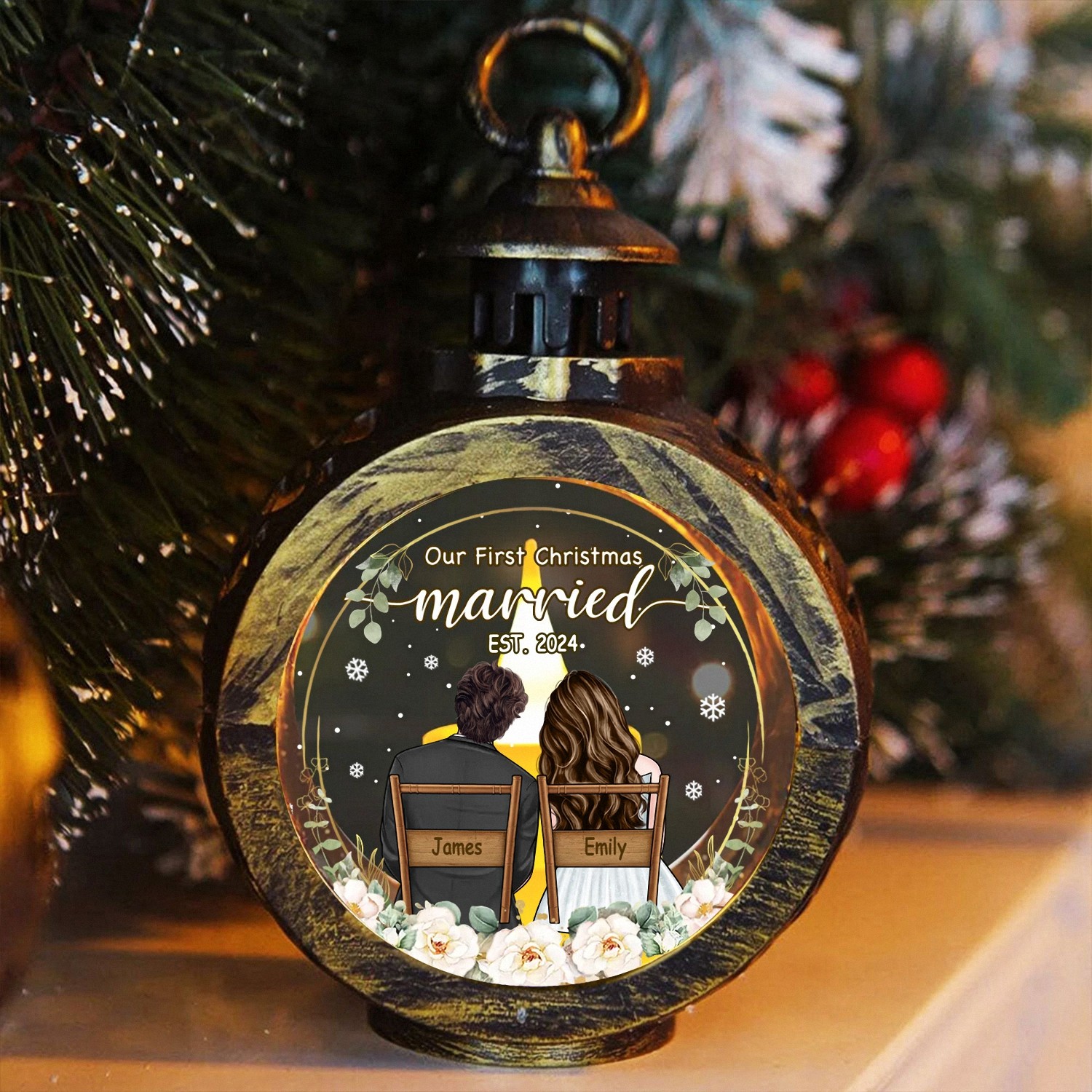 Personalized Our First Christmas Married Lantern with Custom Names Year Vintage Style LED Light Keepsake Wedding Christmas Gift for Newlyweds 1KMOE